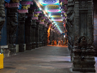 Madurai temple,Meenakshi Amman temple,Meenakshi Amman temple,Madurai temple,Madurai temple art roof paintings,night view inside temple 
