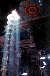 Madurai temple,Meenakshi Amman temple,Meenakshi Amman temple,Madurai temple,Madurai temple flag tower,sun light in to temple 